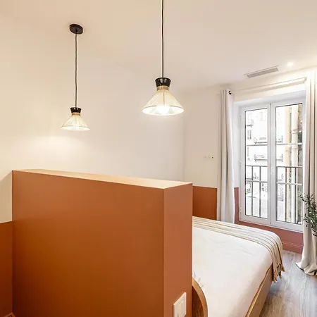 Lejlighed New! Remodeled & Spacious 4 Bedroom - 3 Bath - Heart Of - Ac In - With A Large Elevator